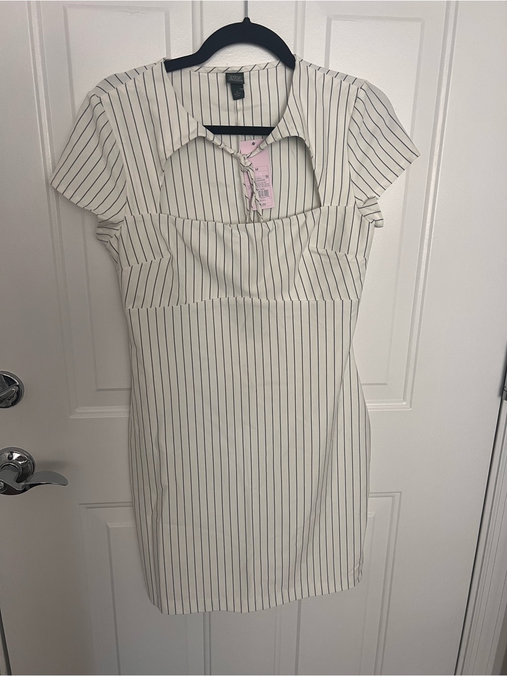 Wild Fable NWT White Pinstripe Cutout Tie Front Mini Dress Size Medium